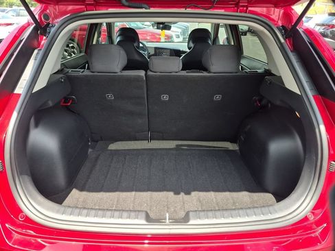 Used 2025 Kia Niro LX FWD image 28