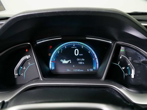 Used 2017 Honda Civic Touring image 15