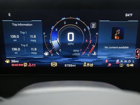 Used 2026 Chevrolet Traverse LT FWD image 13