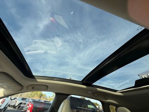 Used 2023 INFINITI QX50 Luxe image 20