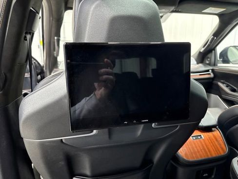 Used 2025 Lincoln Navigator Black Label AWD/4WD image 14