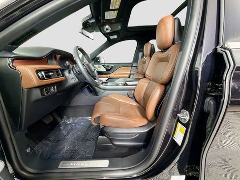 Used 2023 Lincoln Aviator Reserve w/ Equipment Group 201A RWD image 21