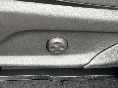 Certified 2022 Mercedes-Benz GLC 300 4MATIC image 21