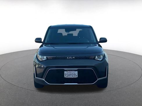 Used 2025 Kia Soul LX w/ LX Technology Package image 10