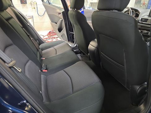 Used 2015 MAZDA MAZDA3 i Touring w/ Technology Package image 13