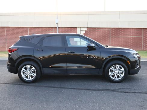 Used 2022 Chevrolet Blazer LT AWD/4WD image 29