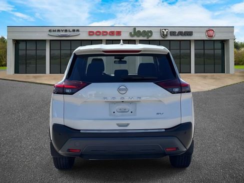Used 2023 Nissan Rogue SV image 30