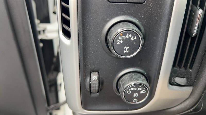 Used 2018 GMC Sierra 1500 SLT w/ SLT Premium Package AWD/4WD image 21