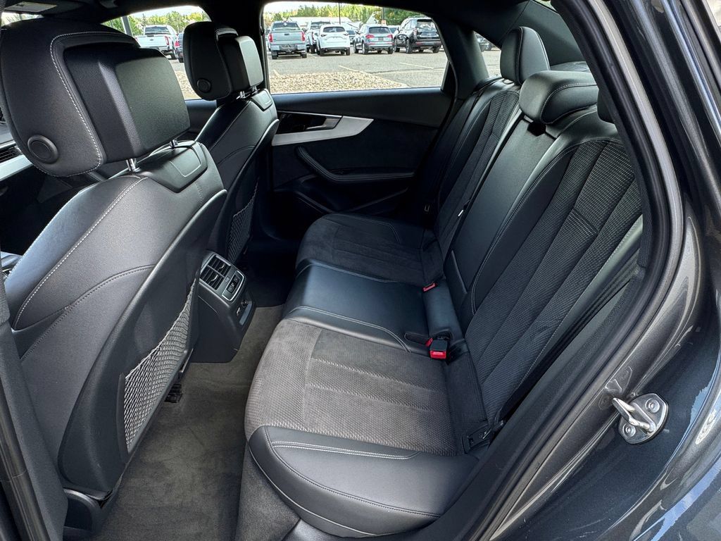 Used 2021 Audi A4 2.0T Premium Plus w/ Premium Plus Package AWD/4WD image 32