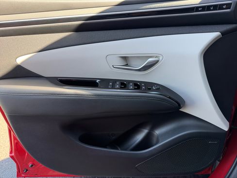 Used 2023 Hyundai Tucson Limited image 13