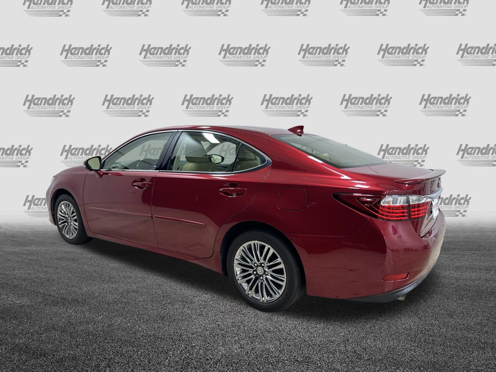 Used 2015 Lexus ES 350 w/ Premium Package FWD image 8