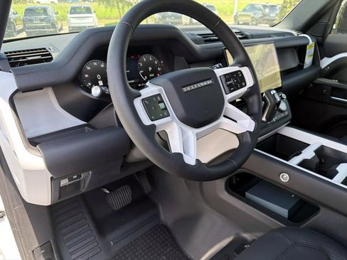 New 2026 Land Rover Defender 110 S AWD/4WD image 20
