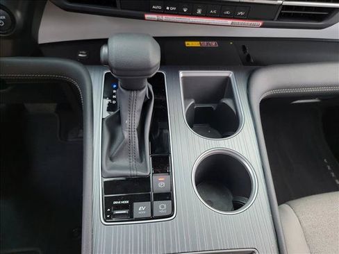 Used 2026 Toyota Sienna LE FWD image 22