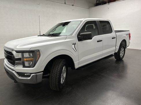 Used 2023 Ford F150 XLT image 4