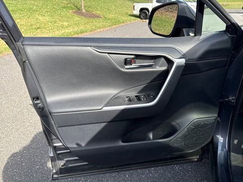 Used 2019 Toyota RAV4 XSE w/ Carpet Mat Package image 24