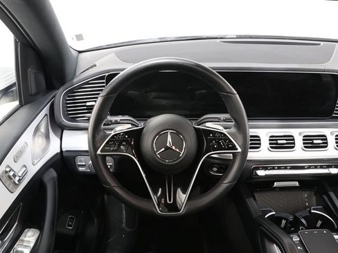 Used 2026 Mercedes-Benz GLS 450 4MATIC image 12