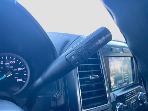 Used 2022 Ford F250 XLT w/ XLT Premium Package AWD/4WD image 17