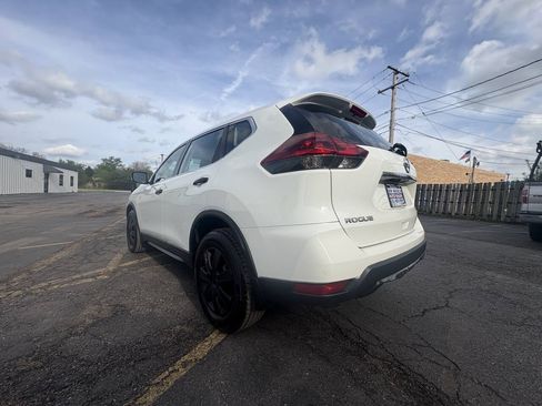 Used 2020 Nissan Rogue S AWD/4WD image 3
