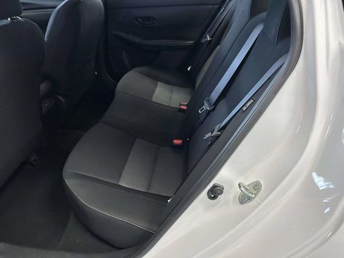Used 2025 Nissan Sentra SV FWD image 13