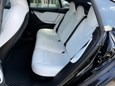 Used 2020 Tesla Model S Long Range AWD/4WD image 4