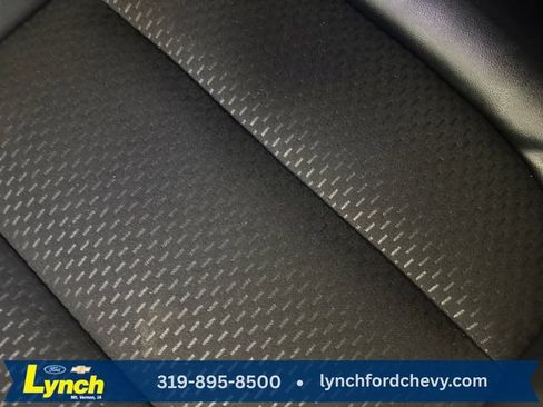 Certified 2025 Ford Escape ST-Line Select w/ Tech Pack #1 AWD/4WD image 9