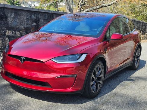 Used 2024 Tesla Model X AWD image 14