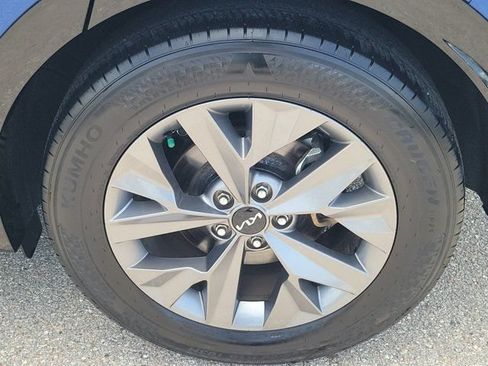 Used 2025 Kia Sportage SX FWD image 8