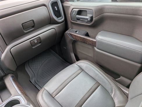 Certified 2019 GMC Sierra 1500 Denali w/ Technology Package RWD image 16