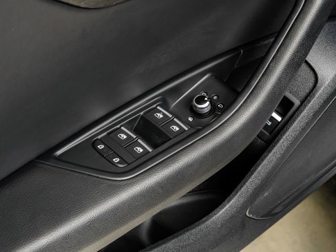 Used 2023 Audi A4 2.0T Premium w/ Convenience Package image 46