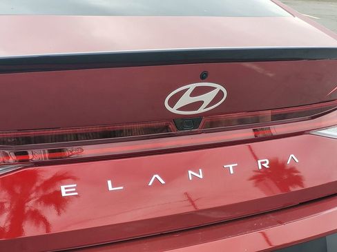 New 2026 Hyundai Elantra SEL Sport image 6