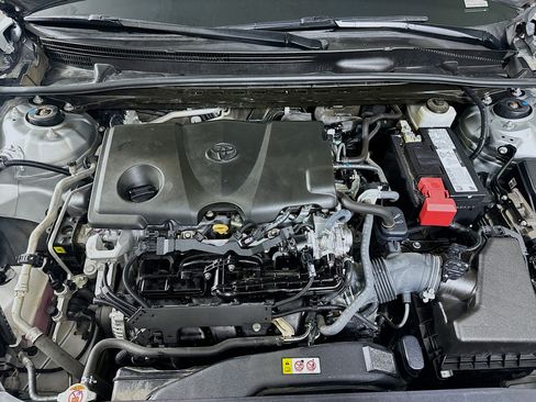 Used 2022 Toyota Camry SE image 31