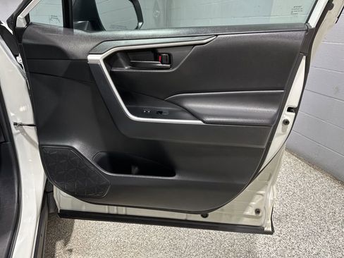 Certified 2023 Toyota RAV4 LE image 17
