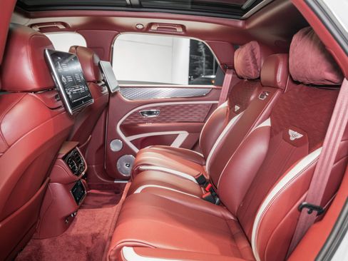 New 2026 Bentley Bentayga Speed image 21