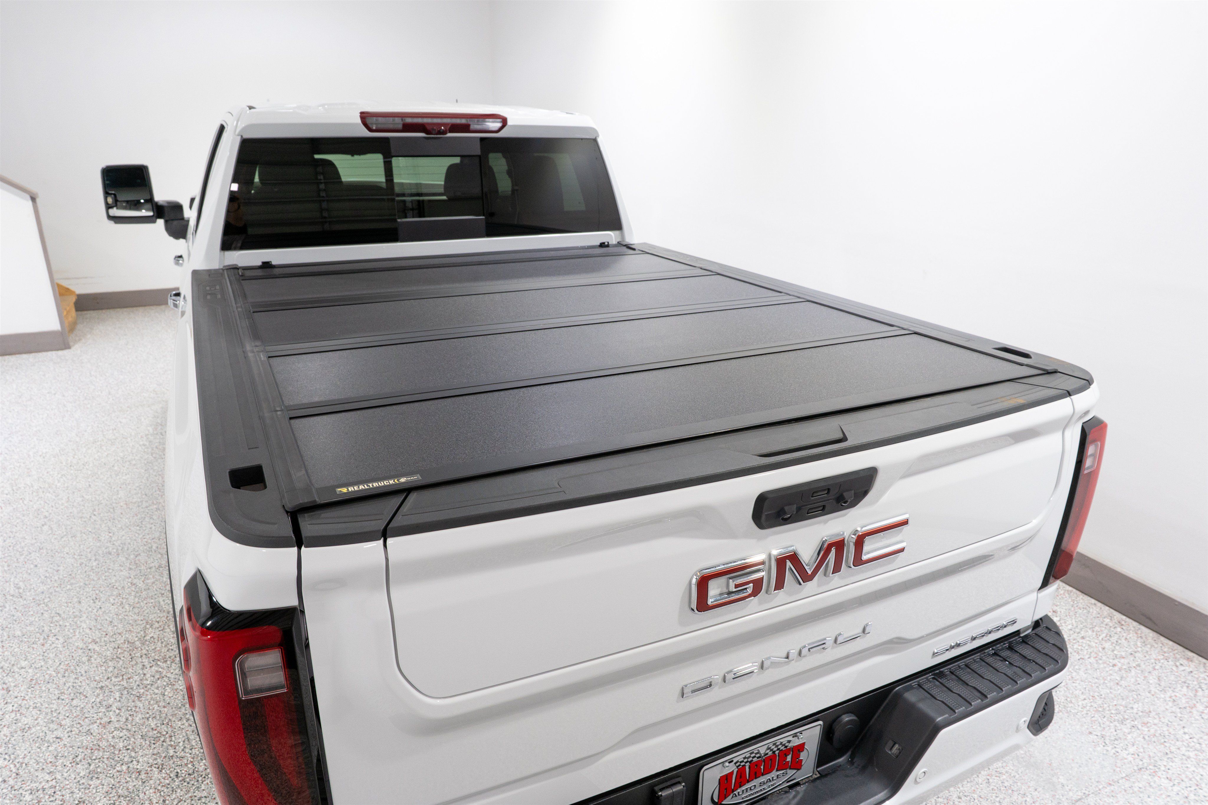 Used 2025 GMC Sierra 2500 Denali w/ Denali Reserve Package AWD/4WD image 11