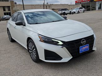 Used 2024 Nissan Altima 2.5 SV FWD video 2
