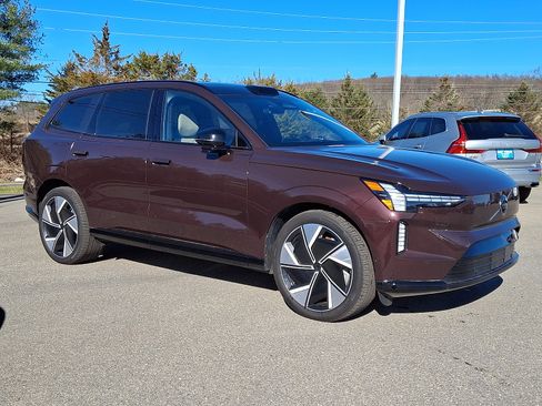 New 2025 Volvo EX90 Ultra AWD/4WD image 1