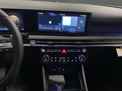 New 2025 Hyundai Santa Cruz Limited image 9