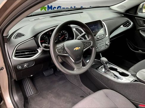 Used 2024 Chevrolet Malibu LT FWD image 15