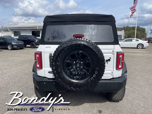 Used 2024 Ford Bronco Wildtrak image 13