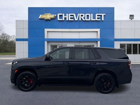 Used 2023 Chevrolet Tahoe RST w/ RST Performance Edition AWD/4WD image 3