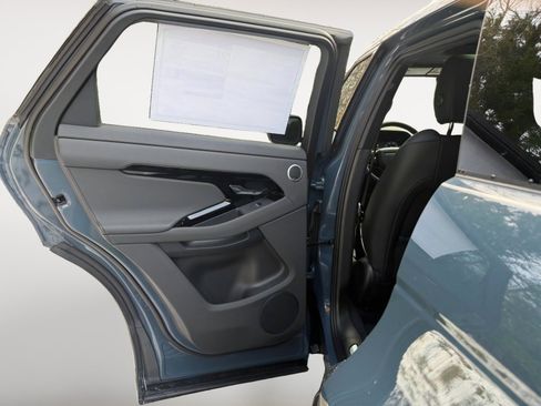 New 2026 Land Rover Range Rover Evoque Dynamic SE AWD/4WD image 11