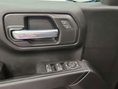 Used 2022 Chevrolet Silverado 1500 Custom w/ LPO, Dark Essentials Package AWD/4WD image 28