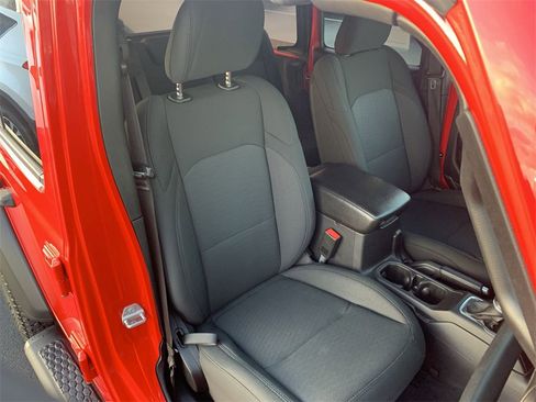 Used 2020 Jeep Wrangler Unlimited Sport S image 24