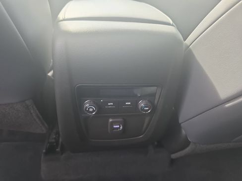 Certified 2023 Buick Enclave Essence FWD image 20