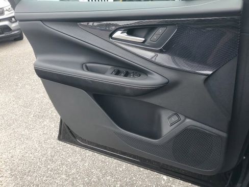 New 2025 Chevrolet Blazer EV LT image 19