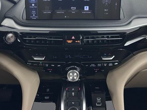 New 2026 Acura MDX SH-AWD image 18