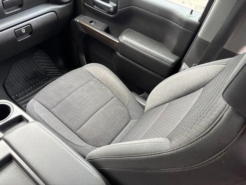 Used 2021 Chevrolet Silverado 1500 LT image 15