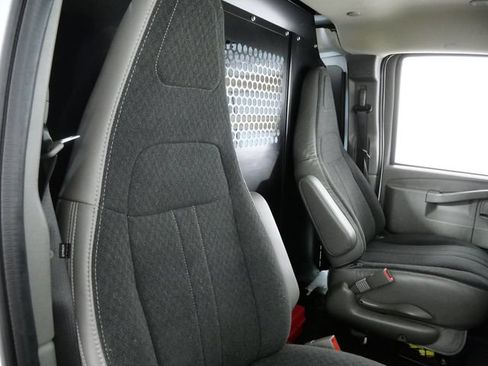 Used 2025 Chevrolet Express 2500 w/ Driver Convenience Package RWD image 15