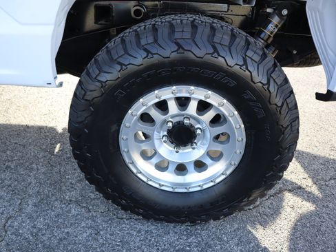 New 2025 Ford F150 XL w/ Equipment Group 103A High image 47