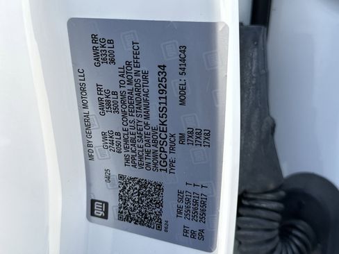 New 2025 Chevrolet Colorado LT w/ LT Convenience Package image 69